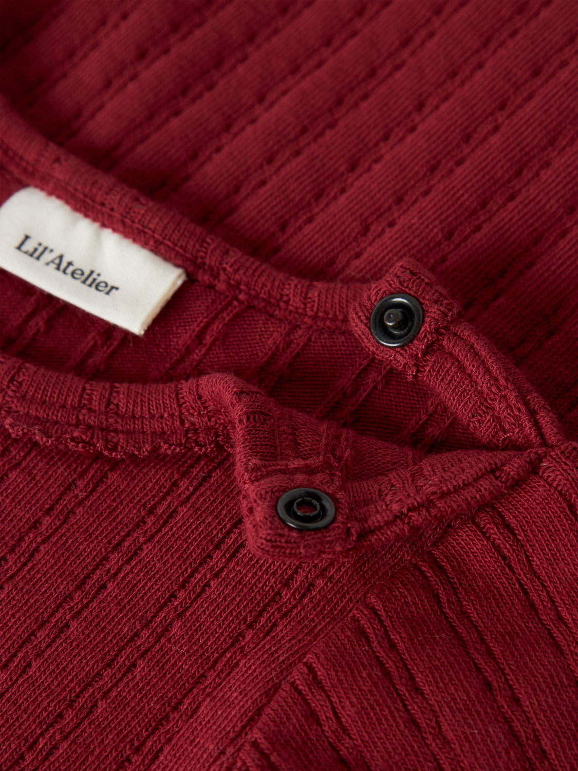 model_shot-front_full